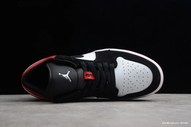 553558-116 Low Black Toe Jordan Air 1 0816